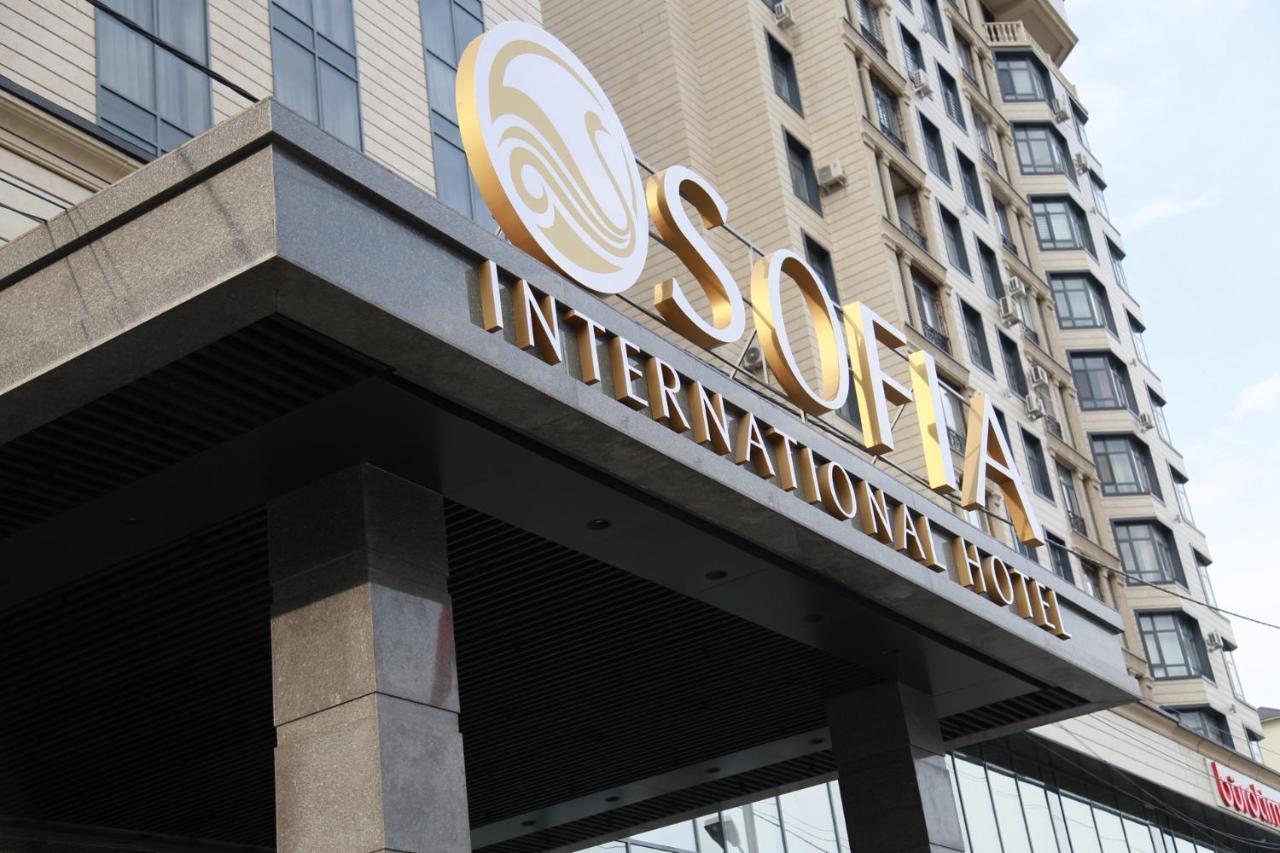 Sofia International Hotel บิชเคก ภายนอก รูปภาพ