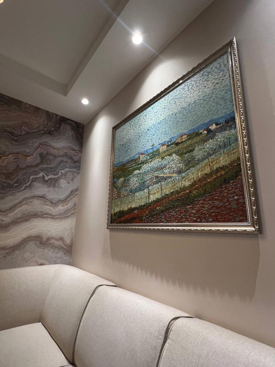 Sofia International Hotel บิชเคก ภายนอก รูปภาพ
