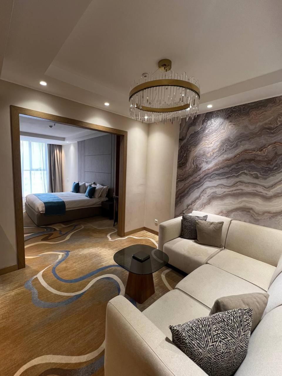 Sofia International Hotel บิชเคก ภายนอก รูปภาพ