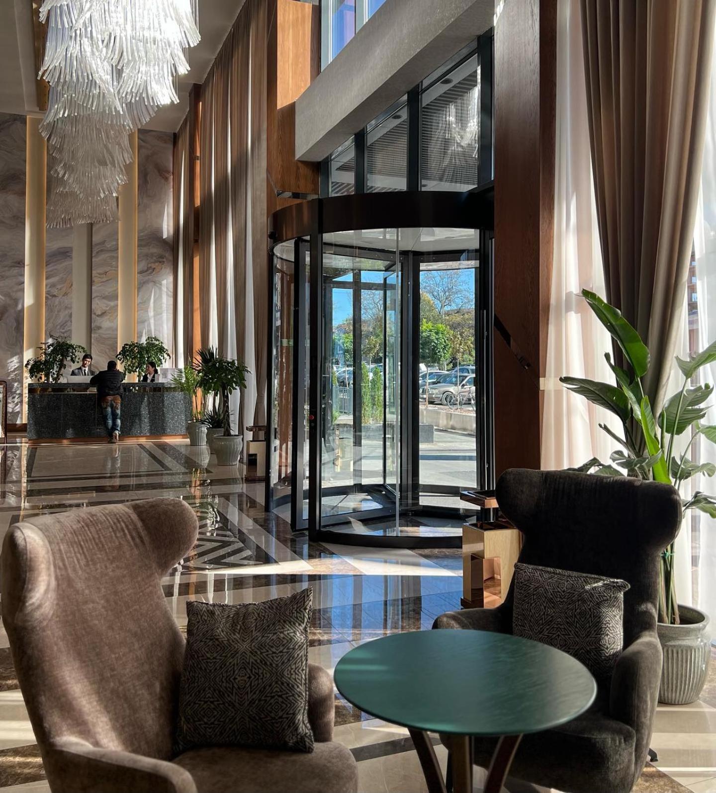 Sofia International Hotel บิชเคก ภายนอก รูปภาพ